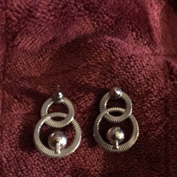 Silver or Gold Tone Simulated Pearl w/ Cubic Zirconia Accent - Dainty Delicate - Picture 2 of 3